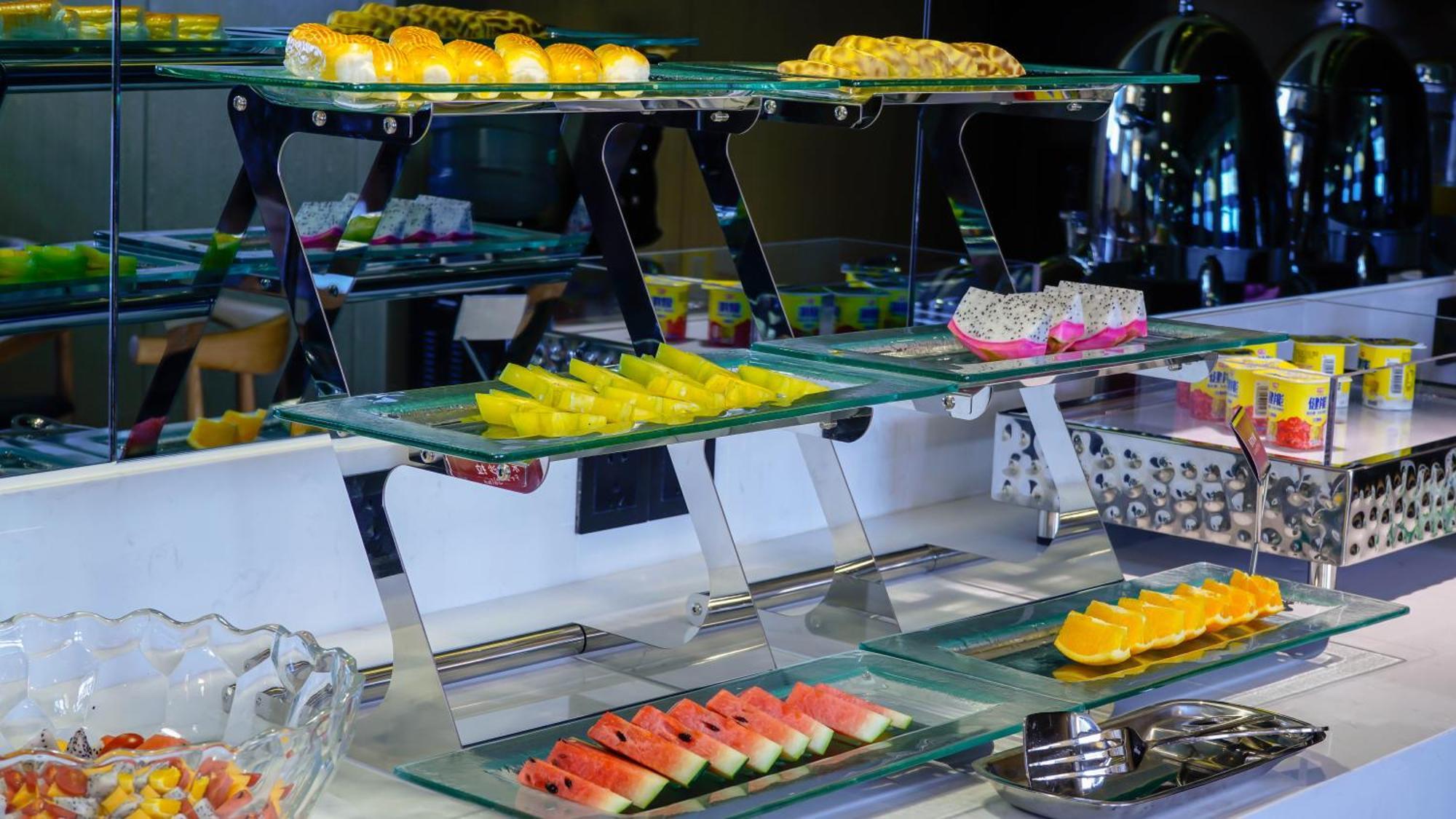 Paco Hotel Guangzhou Jiangtai Road Metro Branch מראה חיצוני תמונה