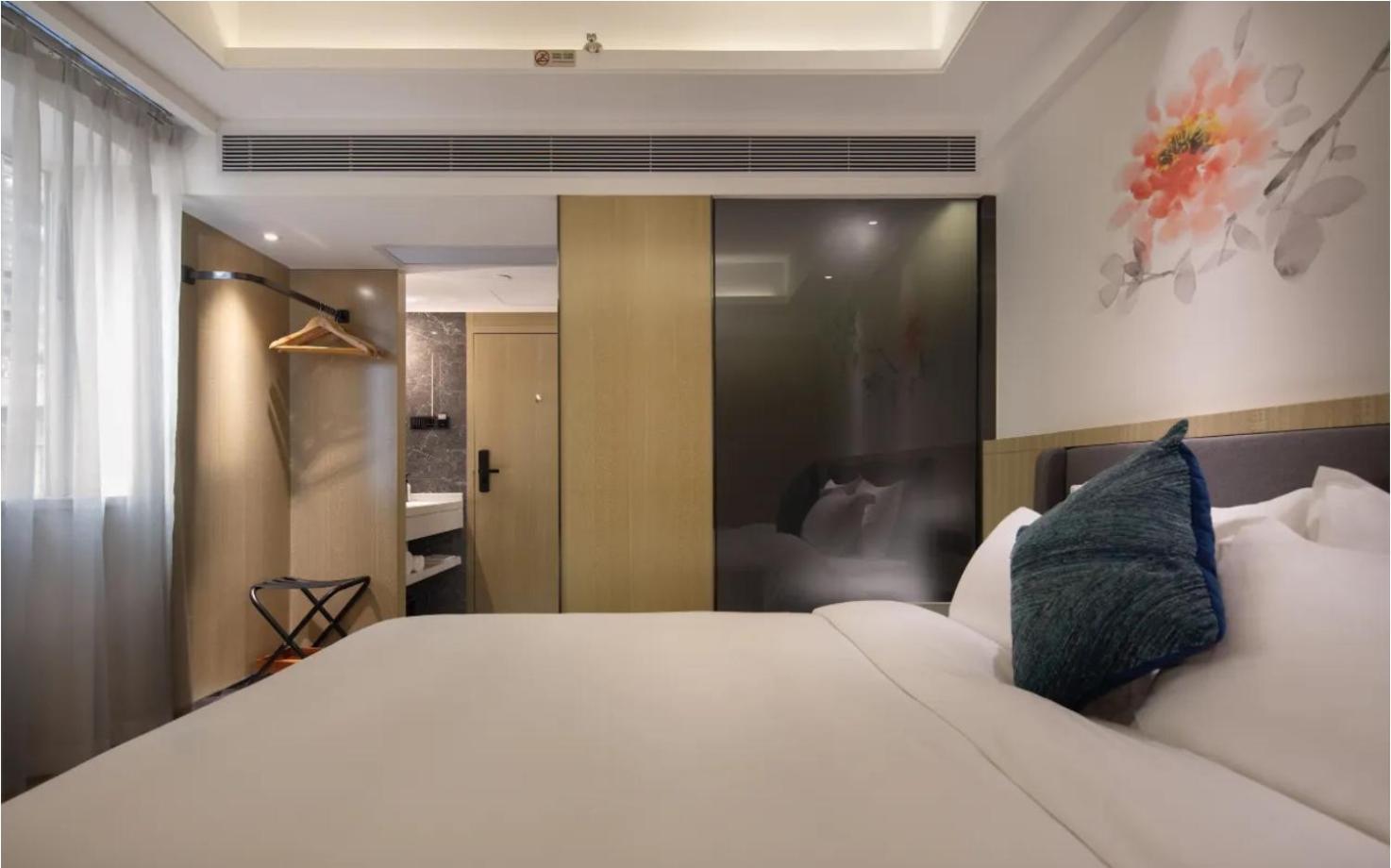 Paco Hotel Guangzhou Jiangtai Road Metro Branch מראה חיצוני תמונה
