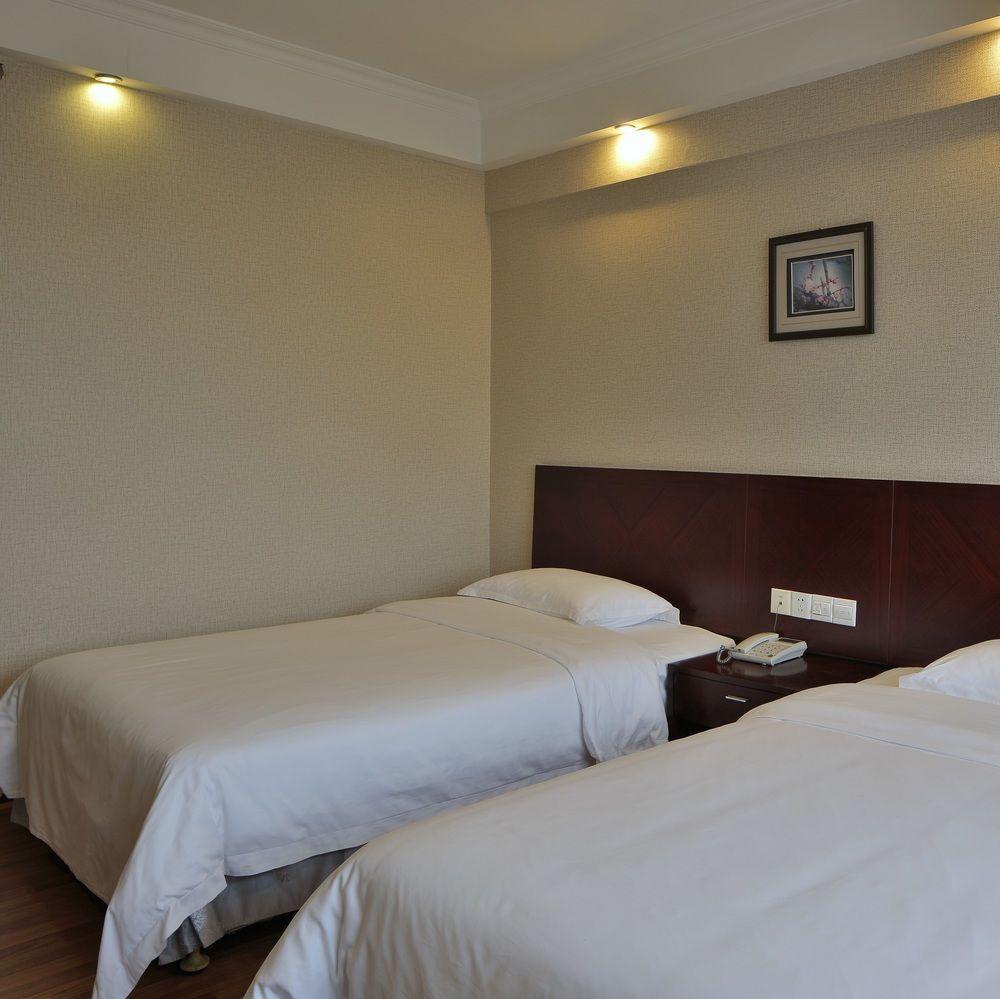 Paco Hotel Guangzhou Jiangtai Road Metro Branch מראה חיצוני תמונה