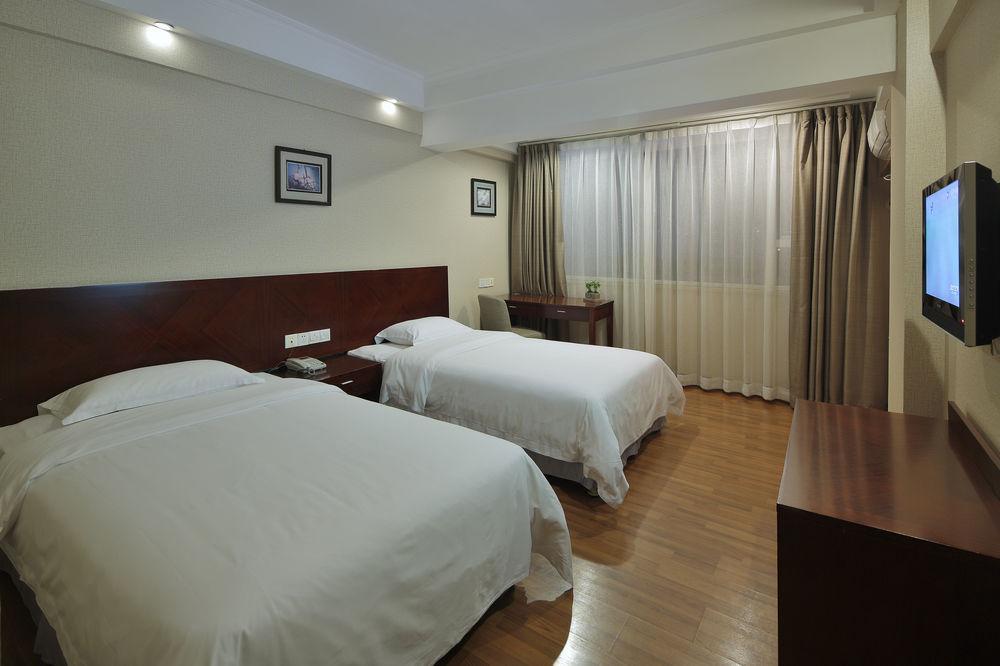 Paco Hotel Guangzhou Jiangtai Road Metro Branch מראה חיצוני תמונה