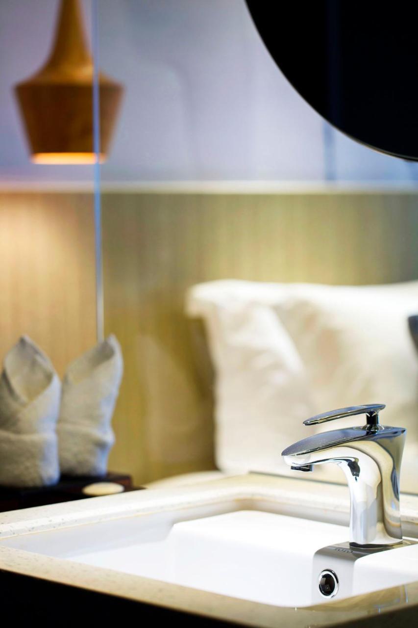 Paco Hotel Guangzhou Jiangtai Road Metro Branch מראה חיצוני תמונה