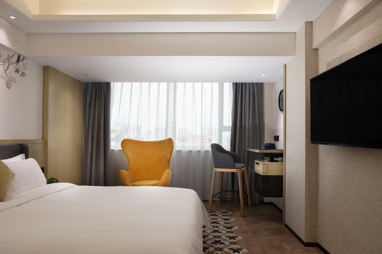 Paco Hotel Guangzhou Jiangtai Road Metro Branch מראה חיצוני תמונה