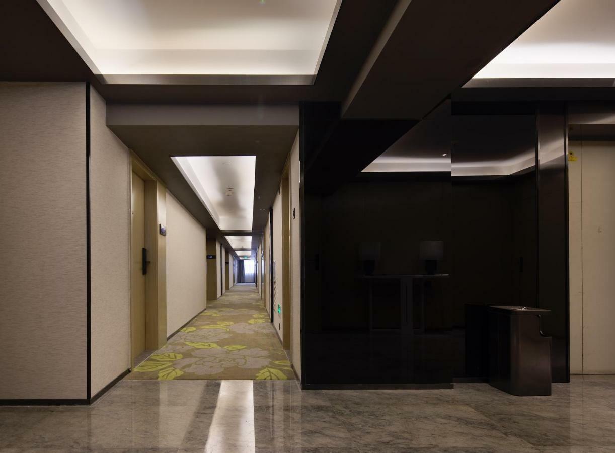 Paco Hotel Guangzhou Jiangtai Road Metro Branch מראה חיצוני תמונה