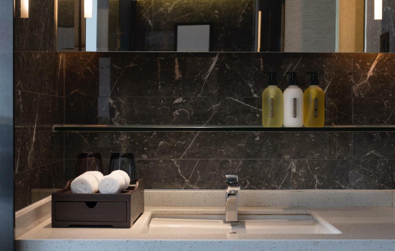 Paco Hotel Guangzhou Jiangtai Road Metro Branch מראה חיצוני תמונה
