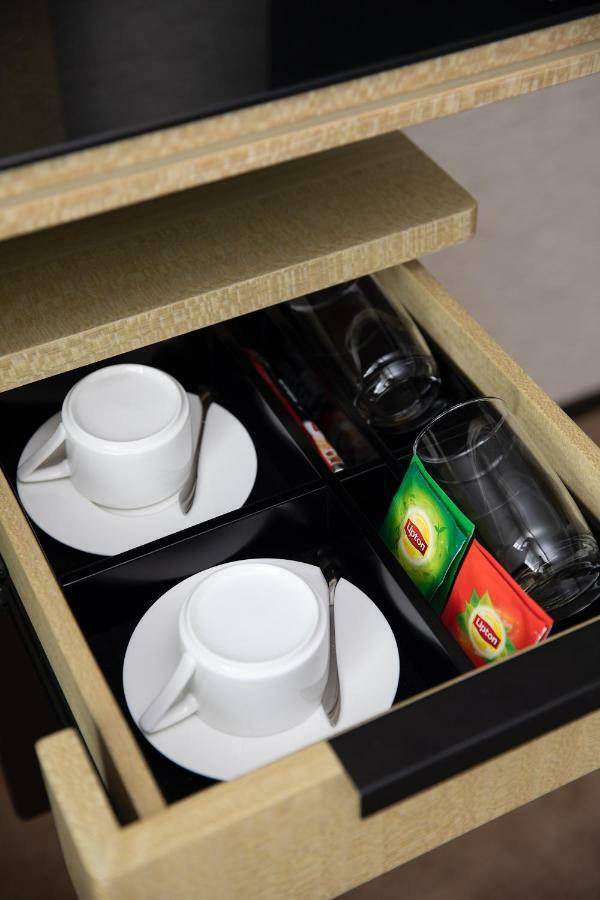 Paco Hotel Guangzhou Jiangtai Road Metro Branch מראה חיצוני תמונה